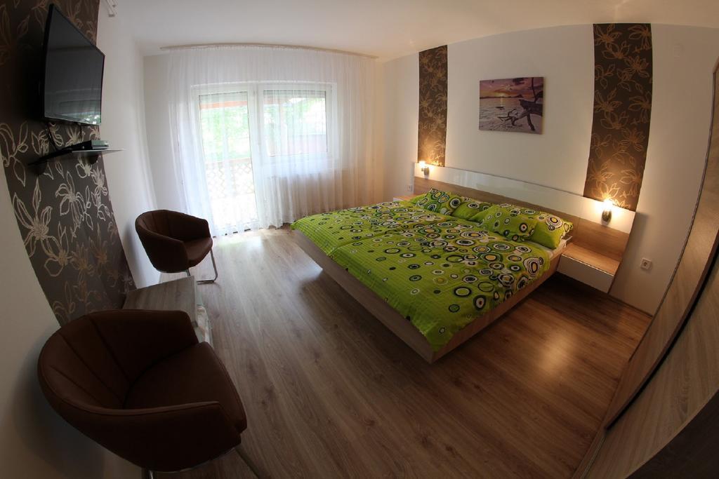 Anita Apartman Bük Eksteriør bilde